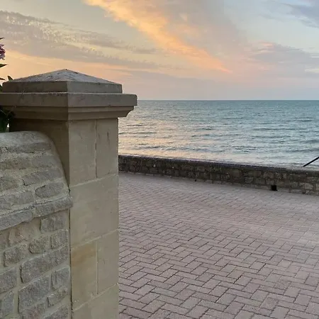 La Perle-maison De Pecheur A Saint-aubin-sur-mer Дом отдыха Сент-Обен-сюр-Мер