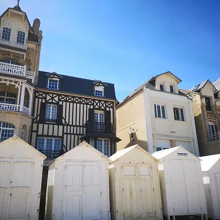 La Perle-maison De Pecheur A Saint-aubin-sur-mer Сент-Обен-сюр-Мер