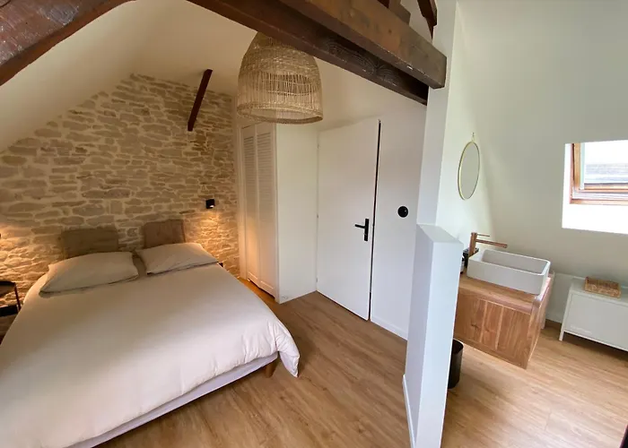 La Perle-maison De Pêcheur à Saint-aubin-sur-mer * Saint-Aubin-Sur-Mer (Calvados)